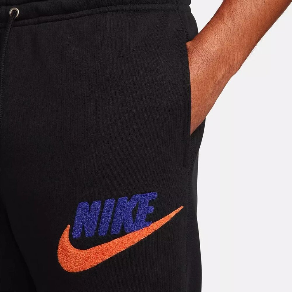Nike Club Fleece Brushed-Back Chenille Futura Pants FN3094-010 Men’s Medium - Picture 5 of 9